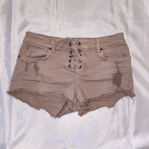 BILLABONG tan jean shorts